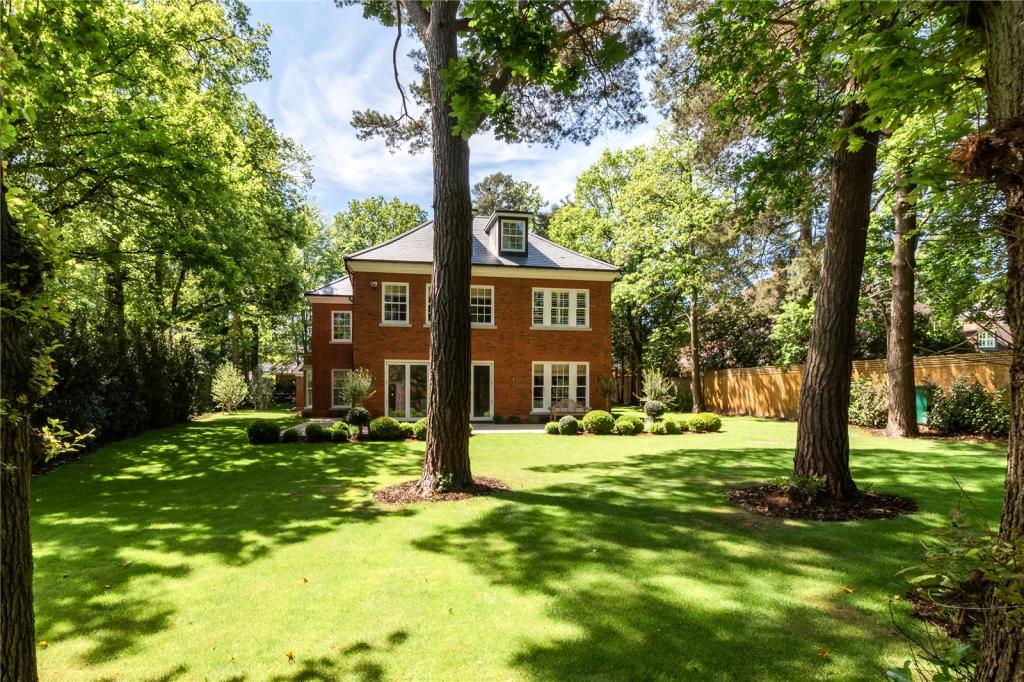 37928_GUC210034_IMG_03_0000