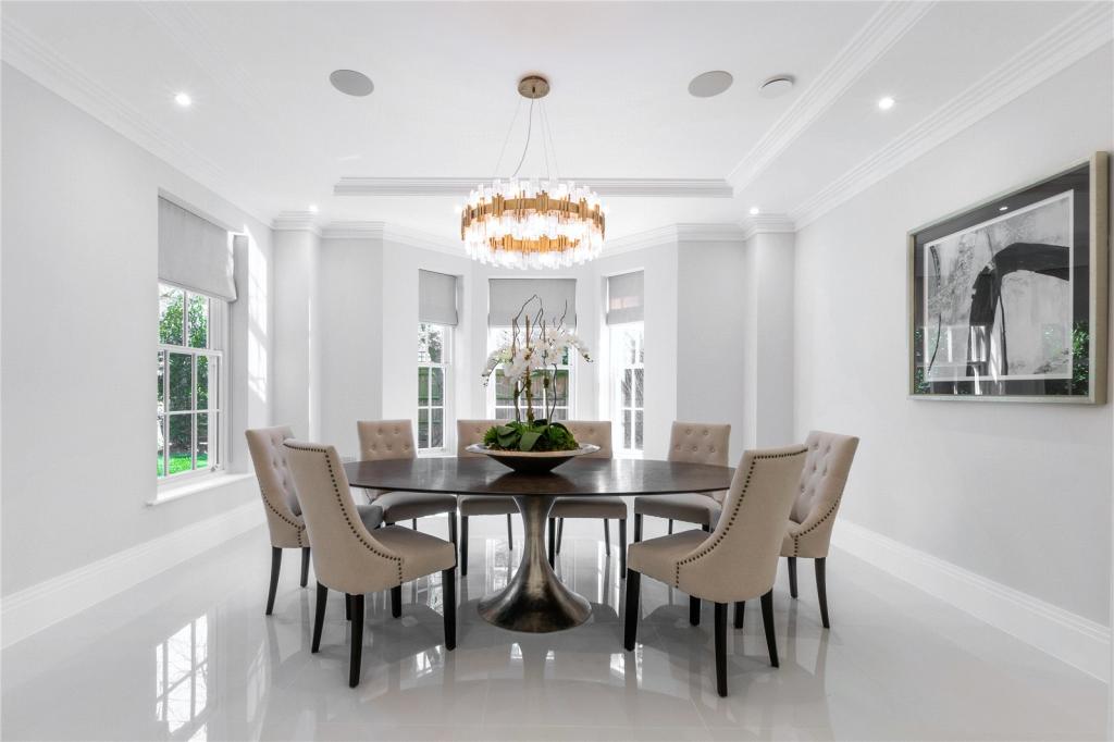 37928_GUC210034_IMG_05_0000