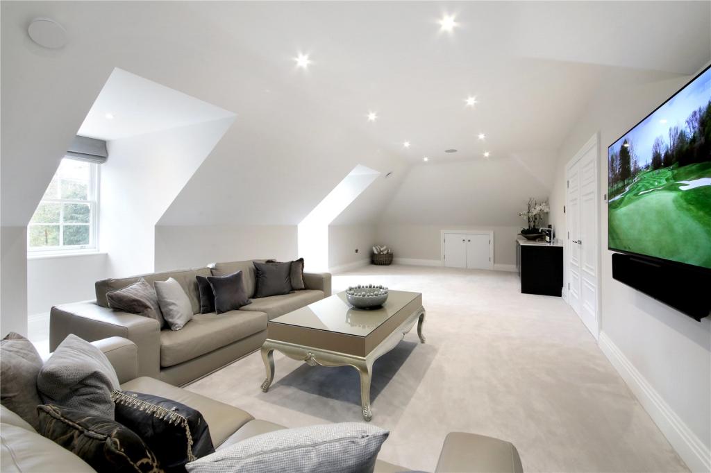 37928_GUC210034_IMG_17_0000