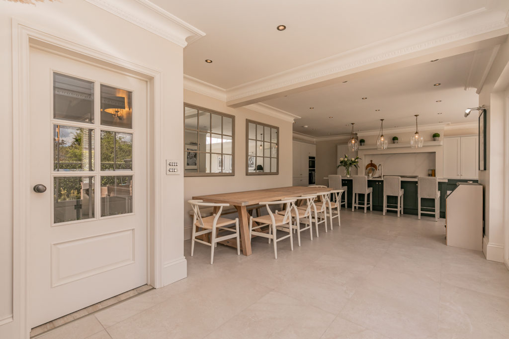 New-Wokingham-Road-Crowthorne-detached-house-Dining-Area-(2)