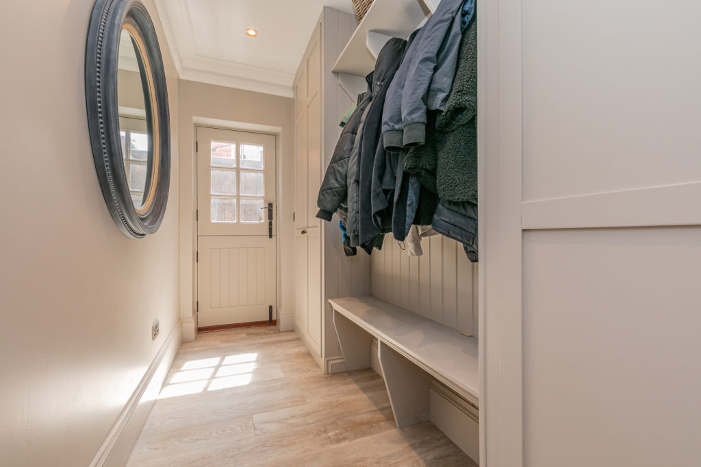 New-Wokingham-Road-Crowthorne-detached-house-Hall-(1)