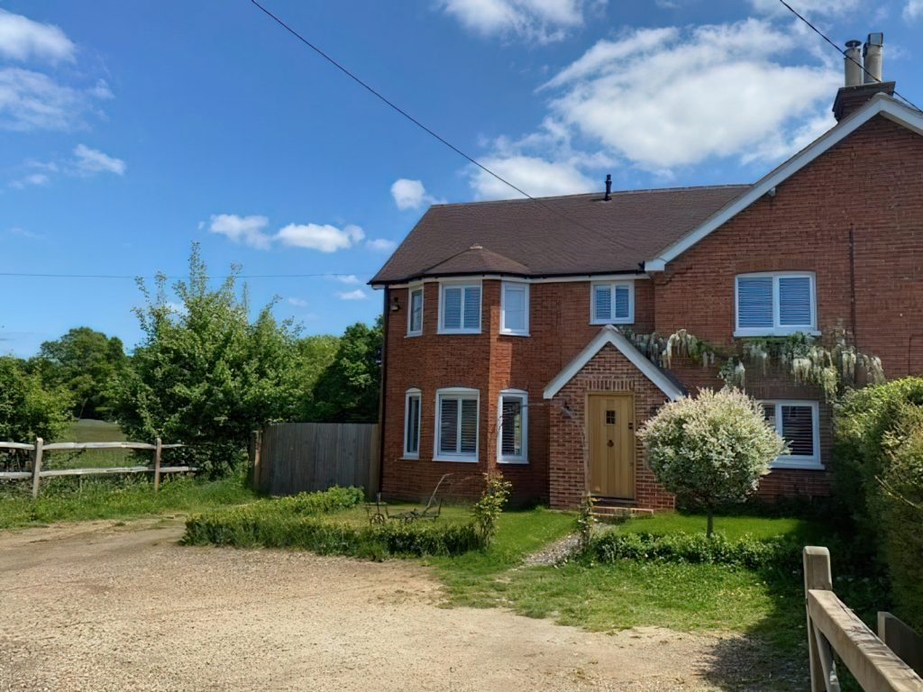 49305_S151069_IMG_01_0000-standard-height-1200px