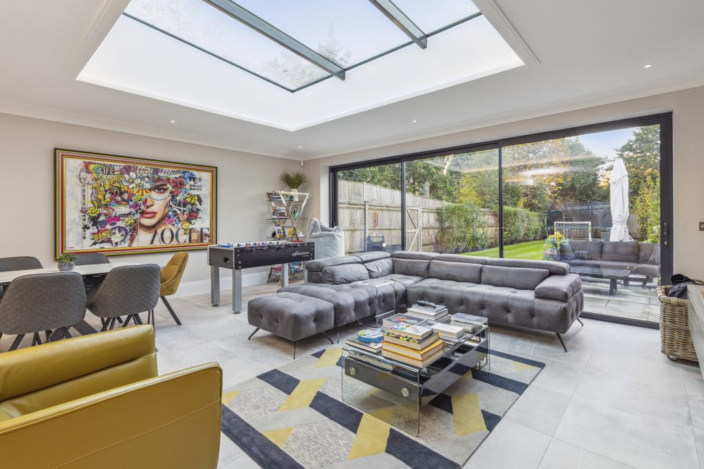 Beechwood West2c Beechwood Avenue2c Weybridge2c Surrey2c KT13 9TD-43